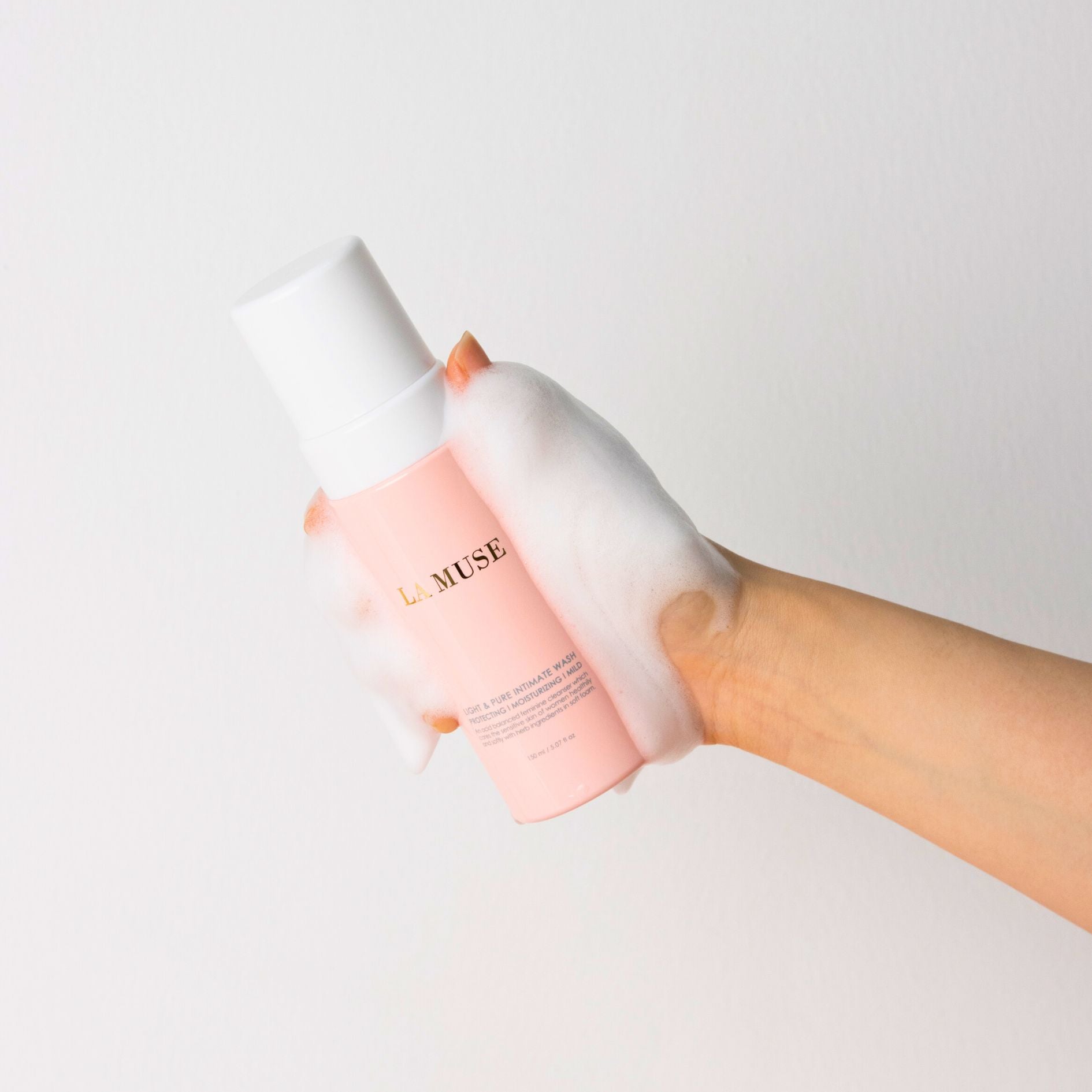 LA MUSE Light & Pure Intimate Wash (150ml) - From One To Ten